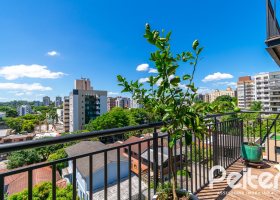 Apartamento à venda com 106m², 3 dormitórios, 1 suíte, 2 vagas, no bairro Tristeza em PORTO ALEGRE