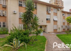 Apartamento à venda com 83m², 3 dormitórios, no bairro Tristeza em Porto Alegre
