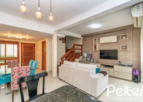 Casa em Condomínio à venda com 133m², 3 dormitórios, 1 suíte, 2 vagas, no bairro Tristeza em Porto Alegre