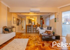 Apartamento à venda com 59m², 2 dormitórios, 1 suíte, 1 vaga, no bairro Cristal em Porto Alegre