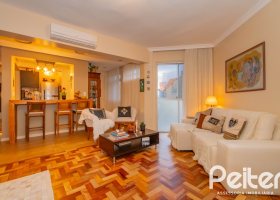 Apartamento à venda com 59m², 2 dormitórios, 1 suíte, 1 vaga, no bairro Cristal em Porto Alegre