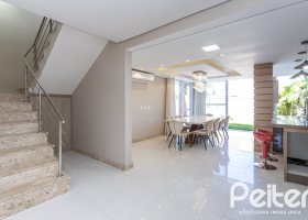 Casa em Condomínio à venda com 312m², 4 dormitórios, 4 suítes, 4 vagas, no bairro Hipica em PORTO ALEGRE