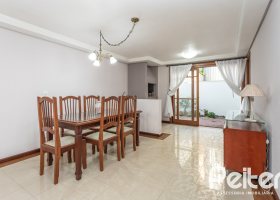 Casa em Condomínio à venda com 225m², 3 dormitórios, 1 suíte, 2 vagas, no bairro Jardim Isabel em Porto Alegre