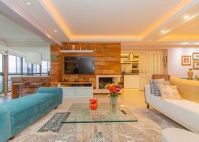 Apartamento à venda com 206m², 3 dormitórios, 3 suítes, 3 vagas, no bairro Cristal em PORTO ALEGRE