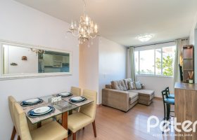 Apartamento à venda com 61m², 3 dormitórios, 1 suíte, 1 vaga, no bairro Ipanema em PORTO ALEGRE
