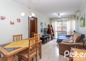 Apartamento à venda com 79m², 3 dormitórios, no bairro Cristal em Porto Alegre