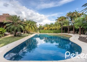 Casa em Condomínio à venda com 290m², 3 dormitórios, 3 suítes, 4 vagas, no bairro Terra Ville em PORTO ALEGRE