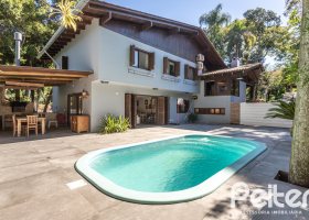 Casa em Condomínio à venda com 282m², 3 dormitórios, 1 suíte, 3 vagas, no bairro Cavalhada em PORTO ALEGRE