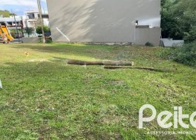 Terreno em condomínio à venda com 276m², no bairro Vila Nova em Porto Alegre