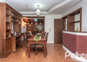 Casa em Condomínio à venda com 175m², 3 dormitórios, 1 suíte, 2 vagas, no bairro Jardim Isabel em Porto Alegre