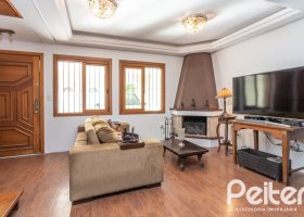 Casa em Condomínio à venda com 175m², 3 dormitórios, 1 suíte, 2 vagas, no bairro Jardim Isabel em Porto Alegre