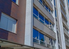 Apartamento à venda com 142m², 3 dormitórios, 1 suíte, 2 vagas, no bairro Tristeza em PORTO ALEGRE