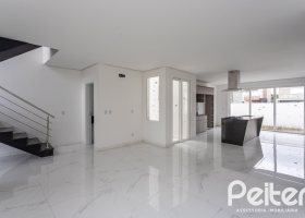 Casa em Condomínio à venda com 154m², 3 dormitórios, 3 suítes, 2 vagas, no bairro Hípica em PORTO ALEGRE