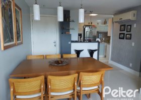 Apartamento à venda com 76m², 3 dormitórios, 1 suíte, 1 vaga, no bairro Tristeza em PORTO ALEGRE