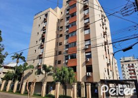 Apartamento à venda com 59m², 2 dormitórios, 1 vaga, no bairro Cristal em PORTO ALEGRE