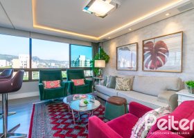 Apartamento à venda com 143m², 3 dormitórios, 1 suíte, 2 vagas, no bairro Tristeza em PORTO ALEGRE