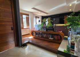 Casa em Condomínio à venda com 229m², 3 dormitórios, 3 suítes, 4 vagas, no bairro Cristal em Porto Alegre