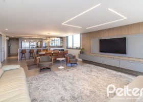 Apartamento à venda com 217m², 3 dormitórios, 3 suítes, 3 vagas, no bairro Tristeza em PORTO ALEGRE
