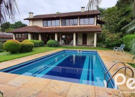 Casa em Condomínio à venda com 350m², 3 dormitórios, 2 suítes, 4 vagas, no bairro Cavalhada em PORTO ALEGRE