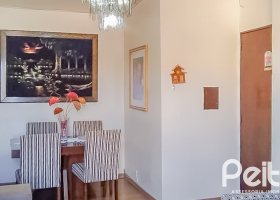 Apartamento à venda com 59m², 2 dormitórios, 1 vaga, no bairro Cristal em Porto Alegre