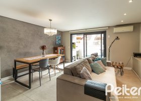 Casa em Condomínio à venda com 210m², 4 dormitórios, 1 suíte, 2 vagas, no bairro Jardim Isabel em Porto Alegre