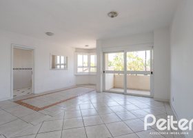 Apartamento à venda com 85m², 2 dormitórios, 1 suíte, 1 vaga, no bairro Ipanema em Porto Alegre