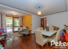 Apartamento à venda com 142m², 3 dormitórios, 1 suíte, 2 vagas, no bairro Ipanema em Porto Alegre