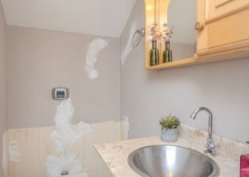 Casa em Condomínio à venda com 189m², 3 dormitórios, 1 suíte, 2 vagas, no bairro Jardim Isabel em Porto Alegre