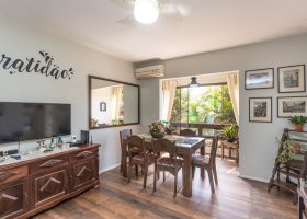 Apartamento à venda com 71m², 2 dormitórios, 1 vaga, no bairro Tristeza em Porto Alegre