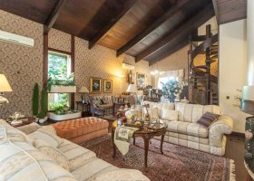Casa em Condomínio à venda com 498m², 3 dormitórios, 1 suíte, 6 vagas, no bairro Cavalhada em PORTO ALEGRE