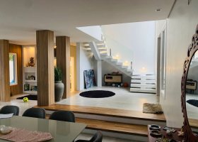 Casa em Condomínio à venda com 330m², 4 dormitórios, 3 suítes, 4 vagas, no bairro Hipica em PORTO ALEGRE