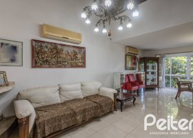 Casa em Condomínio à venda com 201m², 3 dormitórios, 1 suíte, 2 vagas, no bairro Tristeza em PORTO ALEGRE