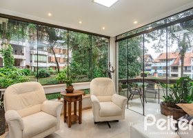 Apartamento à venda com 129m², 4 dormitórios, 1 suíte, 2 vagas, no bairro Ipanema em Porto Alegre