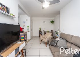 Apartamento à venda com 67m², 3 dormitórios, 1 suíte, 2 vagas, no bairro Tristeza em PORTO ALEGRE
