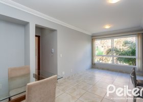 Apartamento à venda com 47m², 1 dormitório, 1 vaga, no bairro Cristal em PORTO ALEGRE