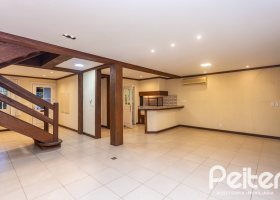 Casa em Condomínio à venda com 216m², 2 dormitórios, 2 suítes, 2 vagas, no bairro Terra Ville em PORTO ALEGRE