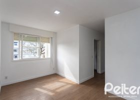 Apartamento à venda com 69m², 3 dormitórios, no bairro Cristal em Porto Alegre