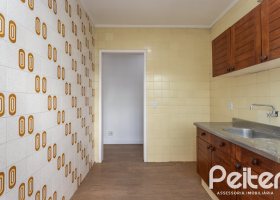 Apartamento à venda com 69m², 3 dormitórios, no bairro Cristal em Porto Alegre
