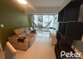 Apartamento à venda com 42m², 1 dormitório, 1 vaga, no bairro Tristeza em Porto Alegre