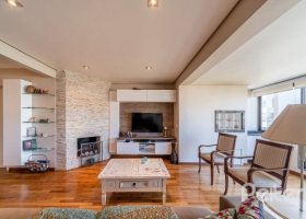 Apartamento à venda com 136m², 3 dormitórios, 1 suíte, 3 vagas, no bairro Tristeza em PORTO ALEGRE