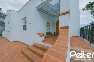 Apartamento Garden à venda com 250m², 3 dormitórios, 3 suítes, 4 vagas, no bairro Tristeza em Porto Alegre