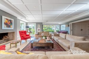  à venda, no bairro  em 