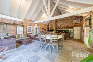  à venda, no bairro  em 