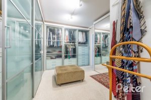  à venda, no bairro  em 