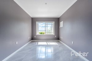 Casa à venda com 300m², 4 dormitórios, 4 suítes, 4 vagas, no bairro Vila Assunção em Porto Alegre