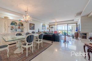 Apartamento à venda com 207m², 3 dormitórios, 3 suítes, 3 vagas, no bairro Cristal em Porto Alegre