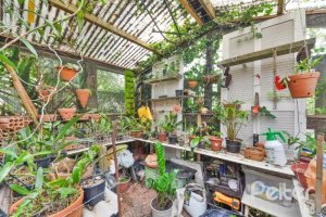 Casa em Condomínio à venda com 389m², 4 dormitórios, 3 suítes, 4 vagas, no bairro Vila Nova em Porto Alegre