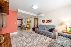 Casa em Condomínio à venda com 162m², 3 dormitórios, 1 suíte, 2 vagas, no bairro Vila Assunção em PORTO ALEGRE