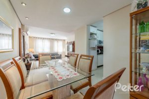 Casa em Condomínio à venda com 162m², 3 dormitórios, 1 suíte, 2 vagas, no bairro Vila Assunção em PORTO ALEGRE