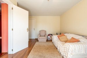 Casa em Condomínio à venda com 162m², 3 dormitórios, 1 suíte, 2 vagas, no bairro Vila Assunção em PORTO ALEGRE